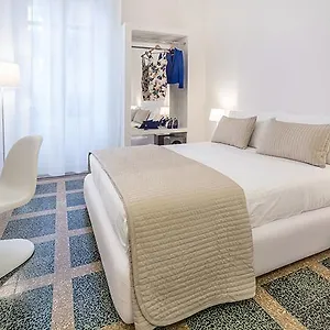 https://home-boutique-luxury-design.taorminaitalyhotels.com